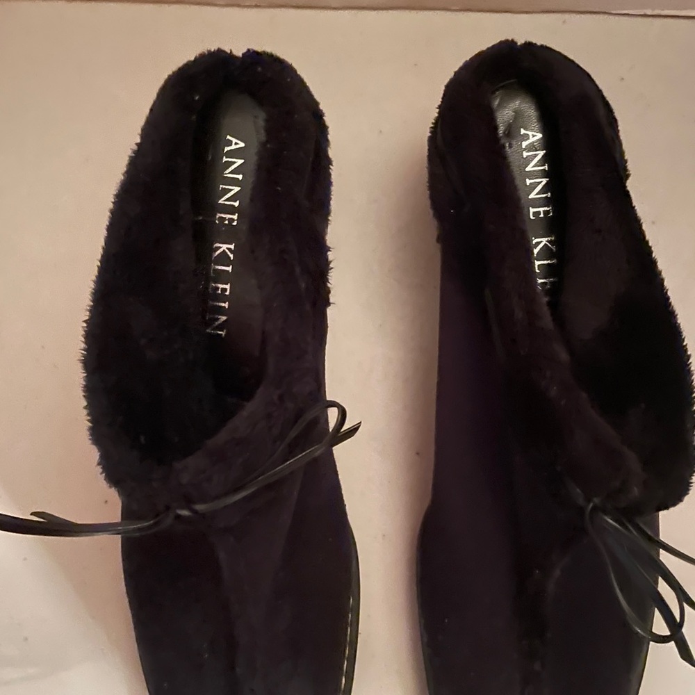 Women’s Black Suede fur lined slide in boots